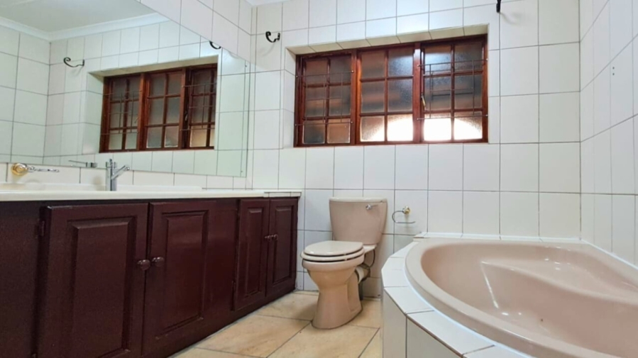 3 Bedroom Property for Sale in Bodorp North West
